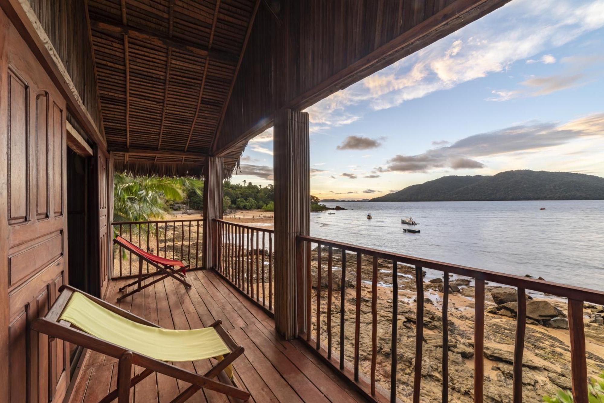 Floraly Komba Hotel - Nosy Komba Exteriör bild