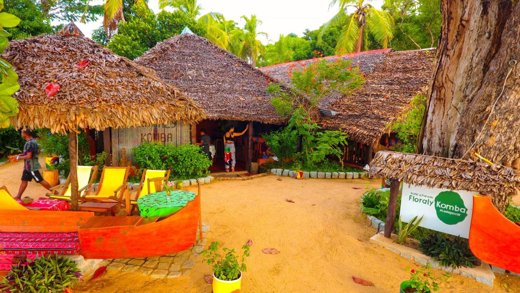 Floraly Komba Hotel - Nosy Komba Exteriör bild